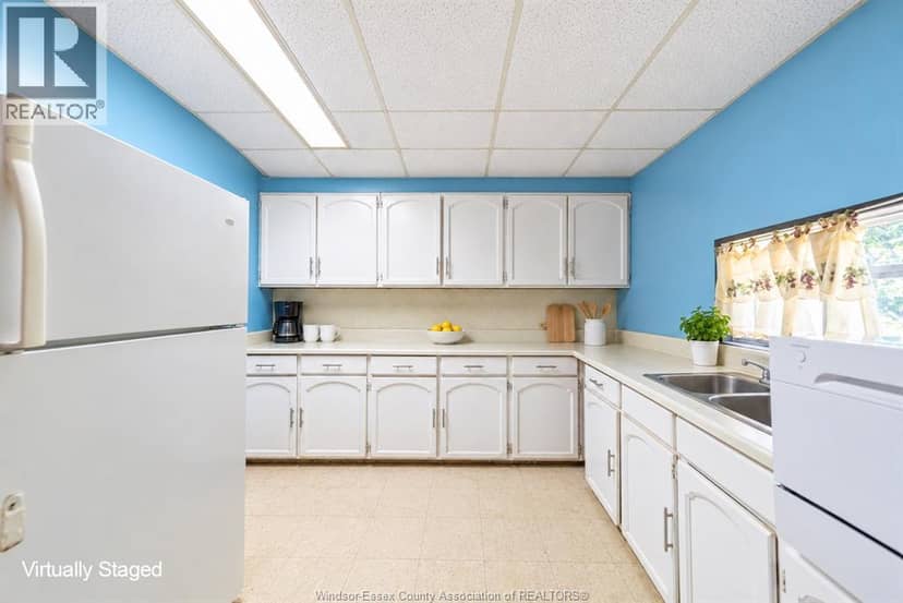156 Erie Street — photo 9 of 23