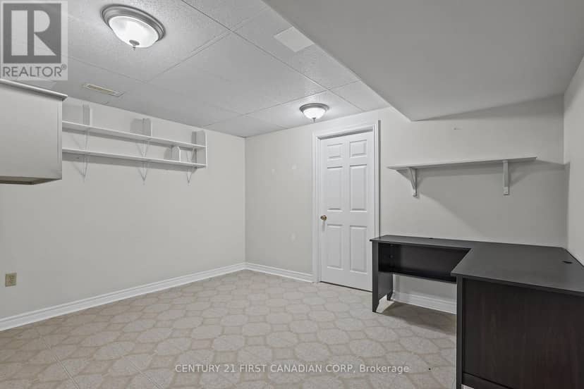 14 - 410 Burwell Road — photo 30 of 40