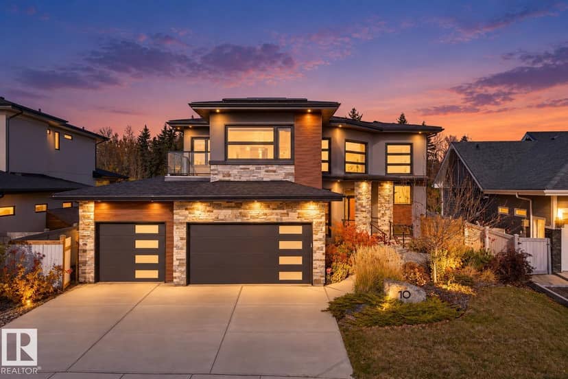 10 Legacy, St. Albert