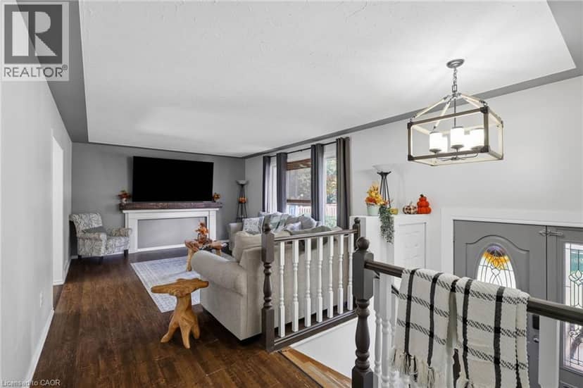 120 CAVERLY Road — photo 6 of 38