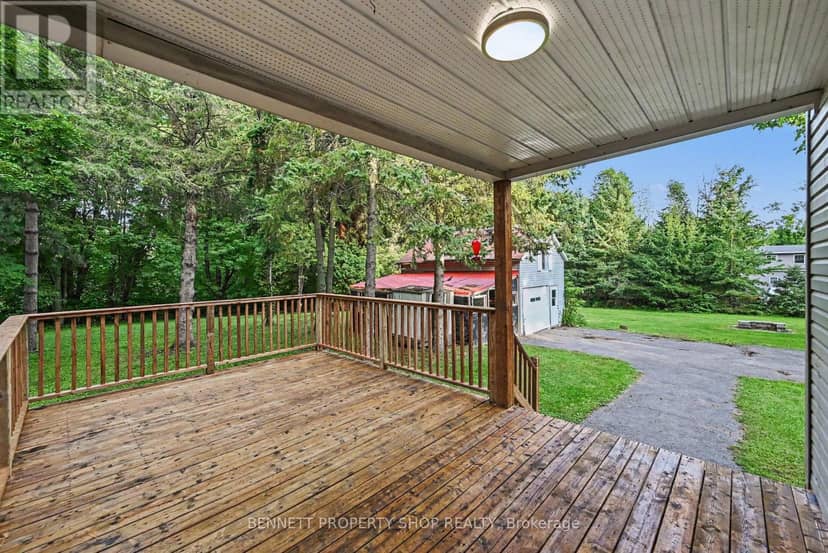 6107 3rd Line Road — photo 15 of 19