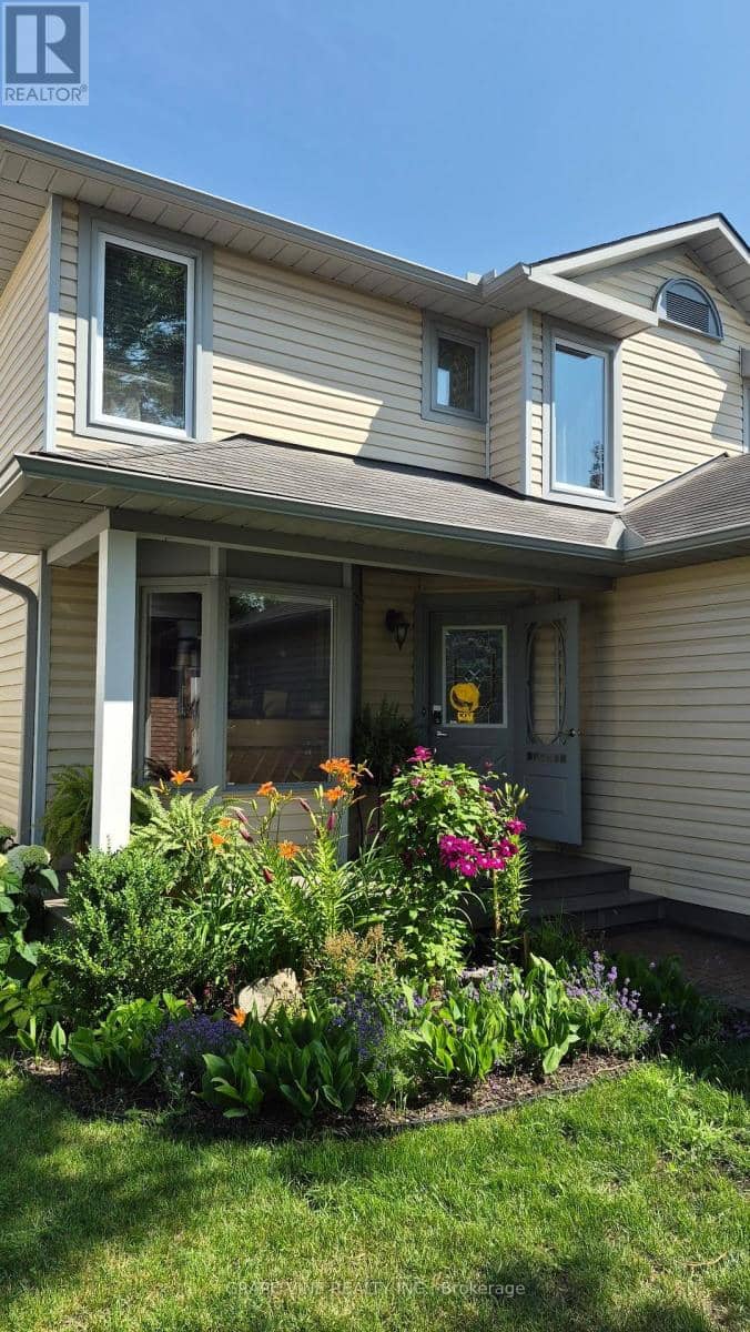107 Tartan Drive, Ottawa, photo 3