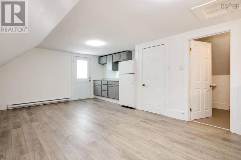B 130 Gray Street — photo 23 of 40