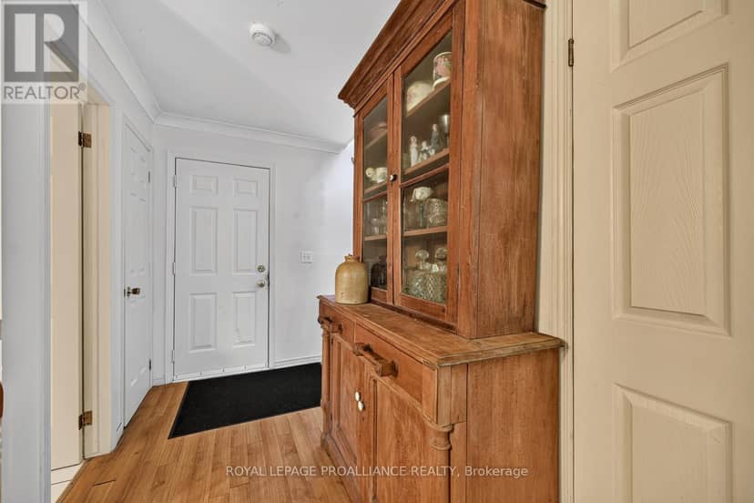 18 Thomas Street — photo 11 of 40