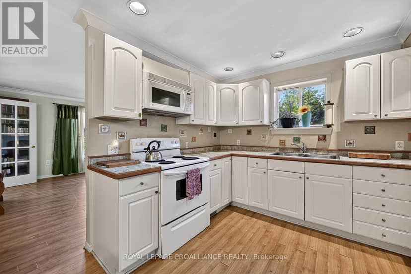 18 Thomas Street — photo 13 of 40