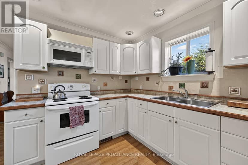18 Thomas Street — photo 14 of 40