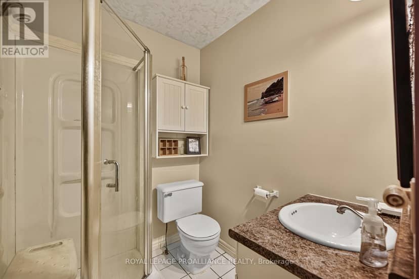 18 Thomas Street — photo 15 of 40
