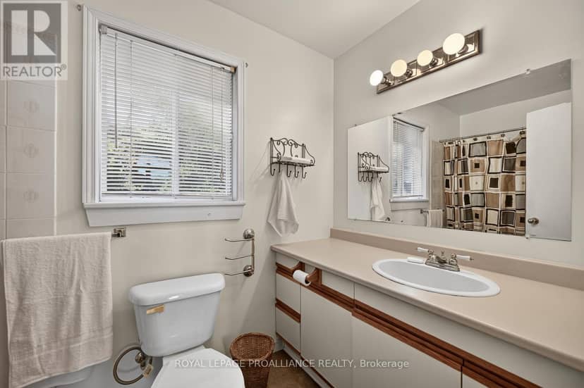 18 Thomas Street — photo 22 of 40