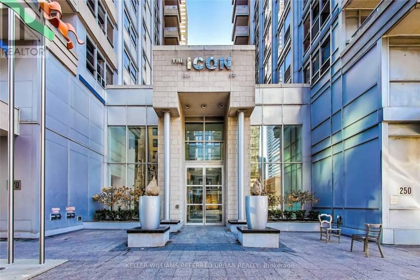339 - 250 Wellington Street W, Toronto, photo 2