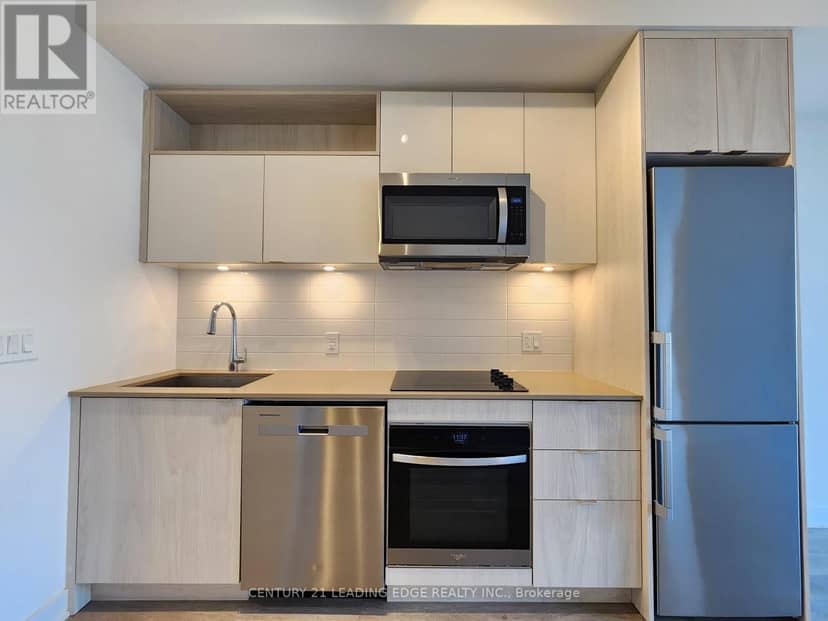 565 - 135 Lower Sherbourne Street — photo 10 of 24