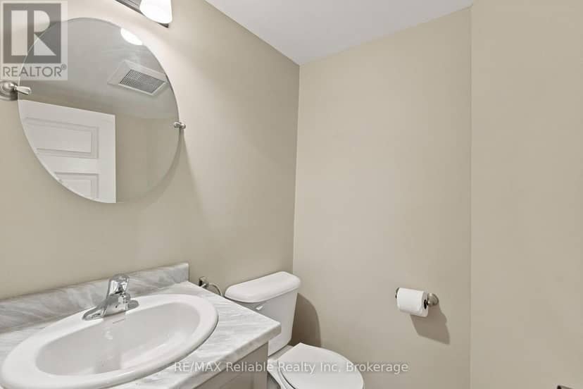 80 Huron Street, Huron East, photo 8