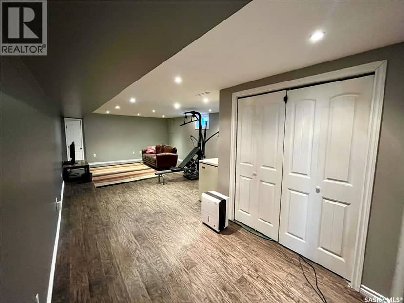 607 St Mary STREET — photo 15 of 22