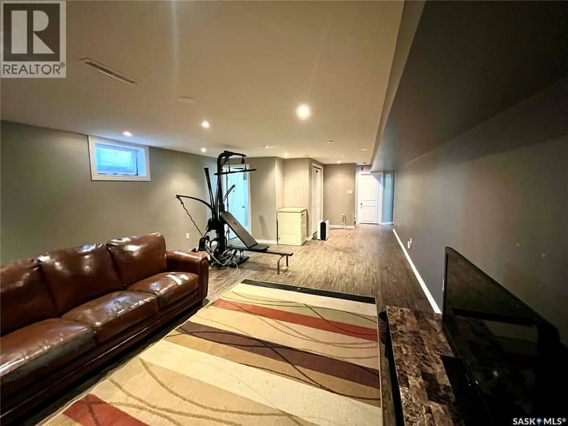 607 St Mary STREET — photo 14 of 22