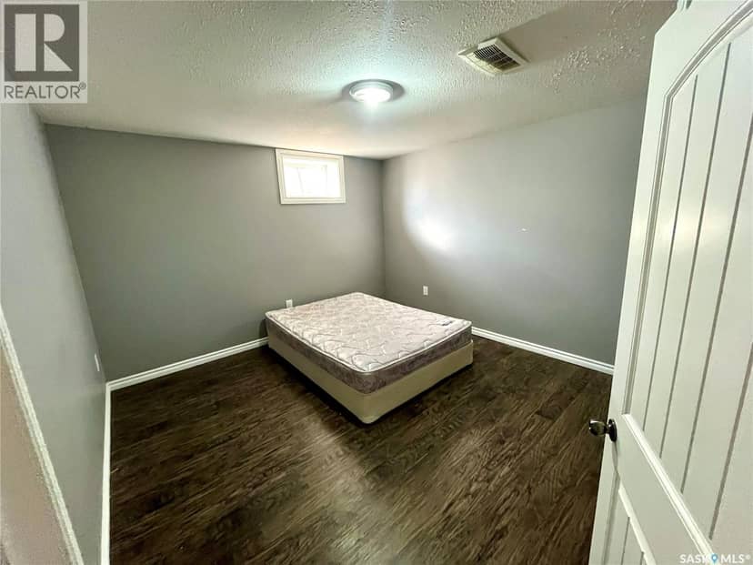 607 St Mary STREET — photo 17 of 22