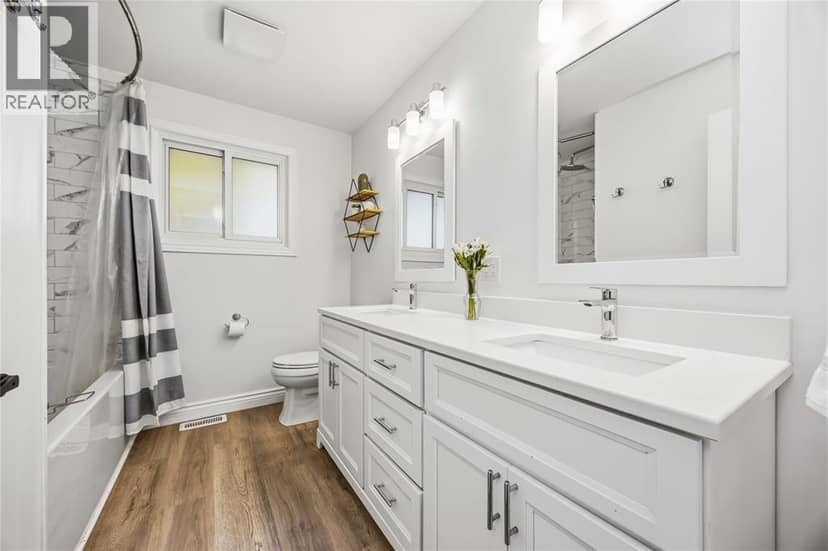 1067 Sheffield Street — photo 14 of 36