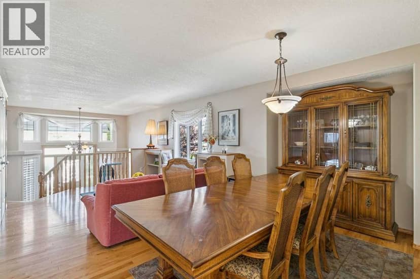 223 Rocky Ridge Close NW, Calgary, photo 7