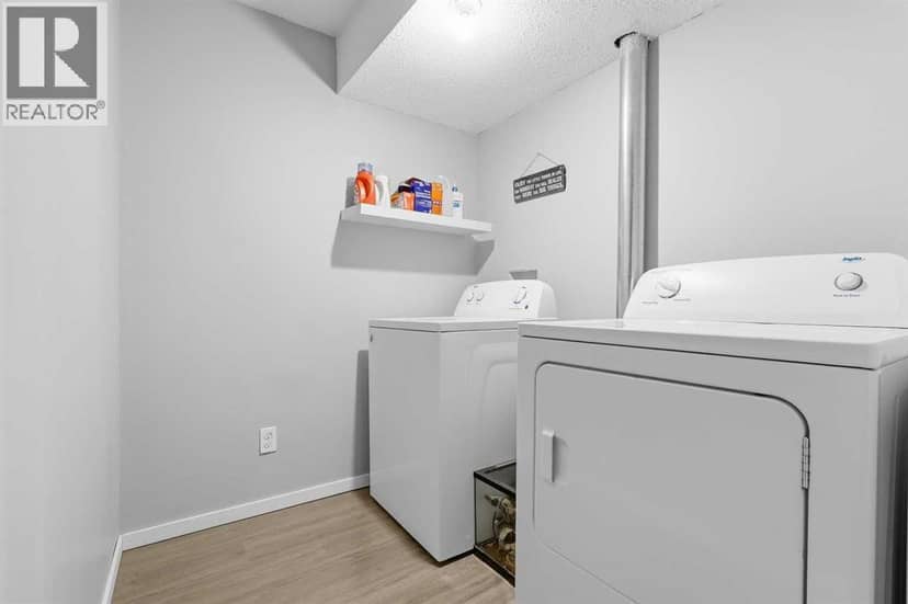 611 Walden Drive SE — photo 27 of 39