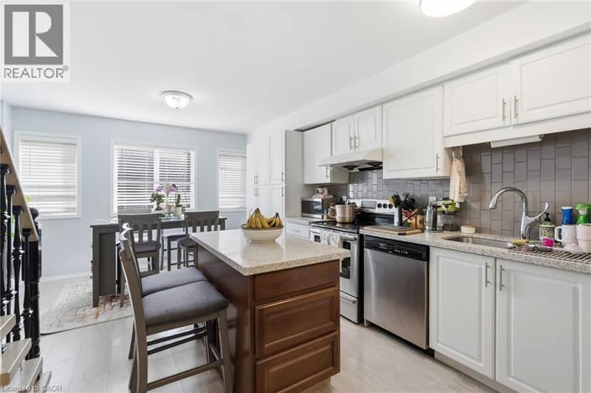 51 MOUNT DENNIS Drive — photo 12 of 36