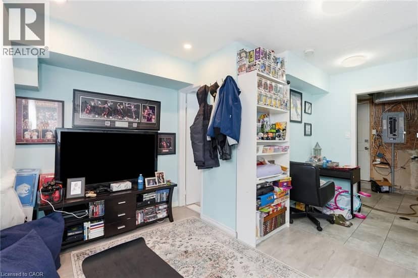 51 MOUNT DENNIS Drive — photo 28 of 36