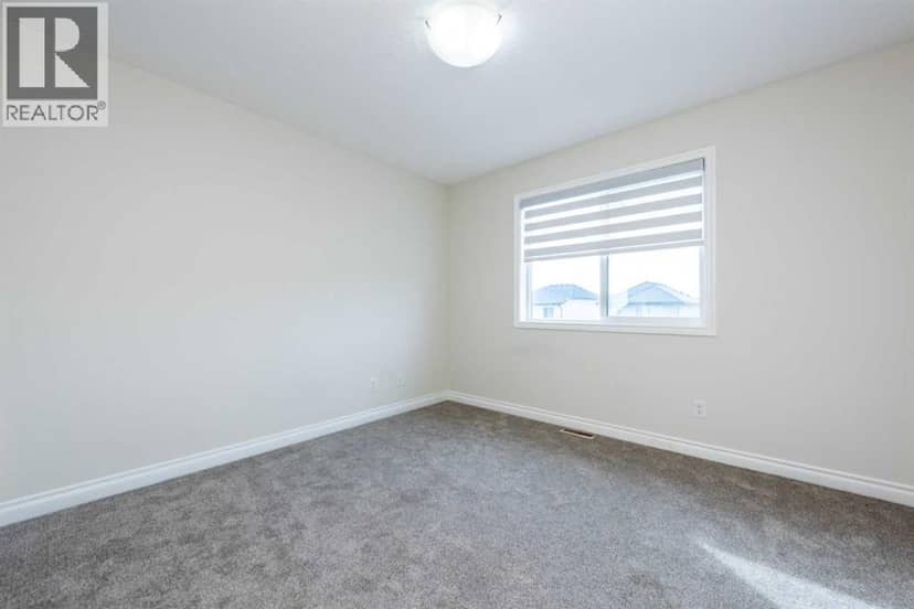 422 Taralake Way NE — photo 29 of 40