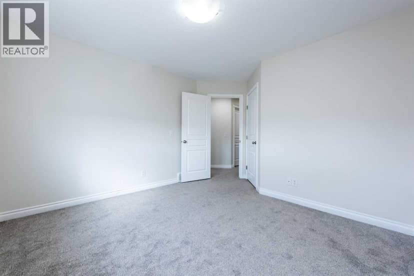 422 Taralake Way NE — photo 30 of 40