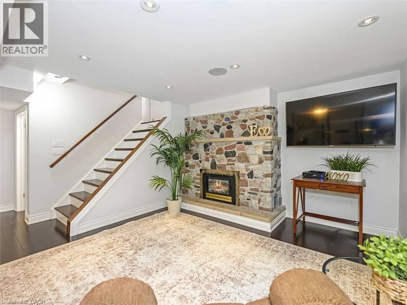 74 MAIDEN Lane — photo 33 of 40