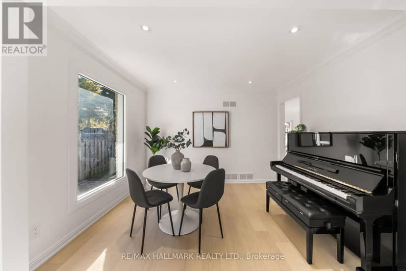 5 Chumleigh Crescent — photo 11 of 40