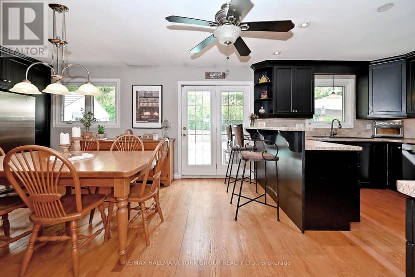 559 Haines Road — photo 11 of 36