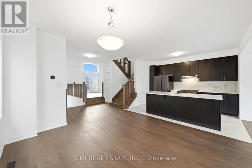 656 Newlove Street — photo 17 of 40