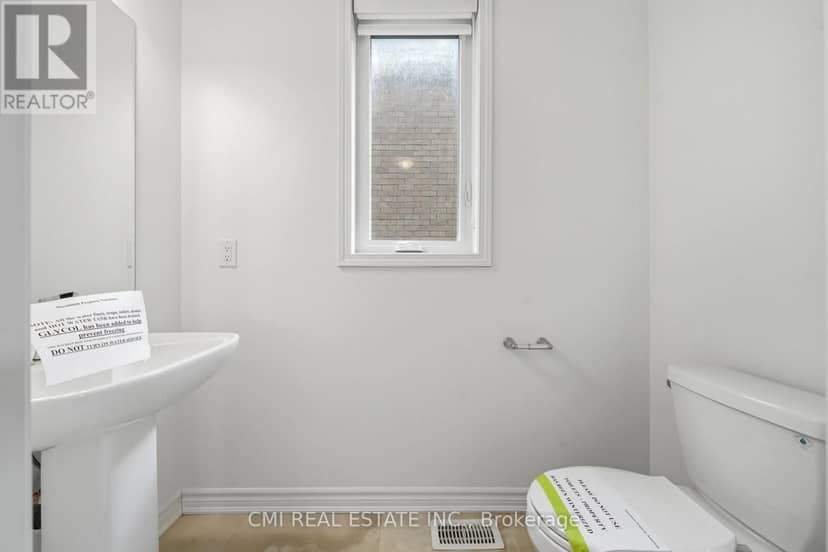 656 Newlove Street — photo 19 of 40