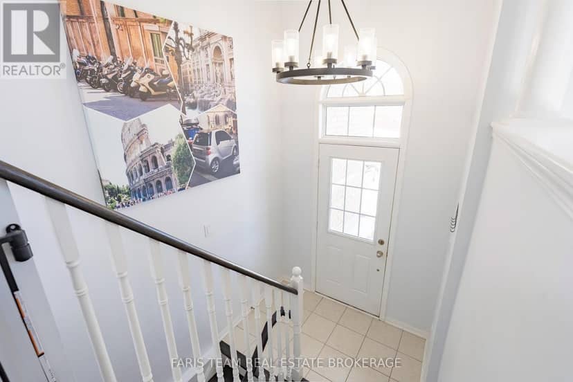 92 Wesley Avenue, Wasaga Beach, photo 5