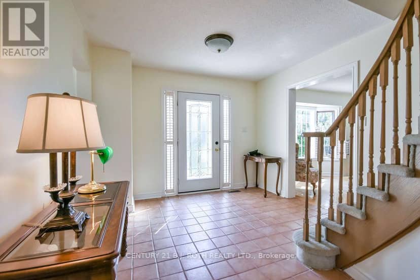 24 Grand Forest Drive, Barrie, photo 4