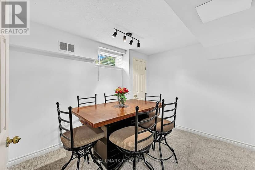 23 Marion Crescent — photo 20 of 33