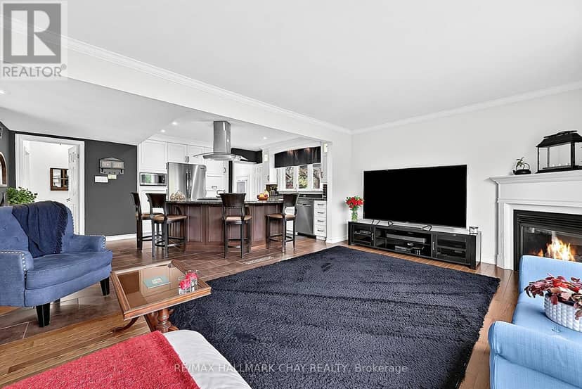 23 Marion Crescent — photo 9 of 33