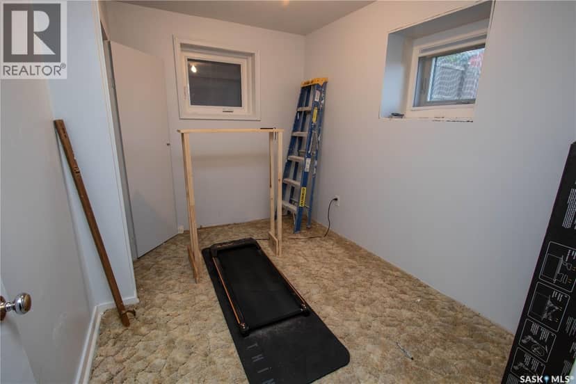 779 McTavish STREET — photo 17 of 23