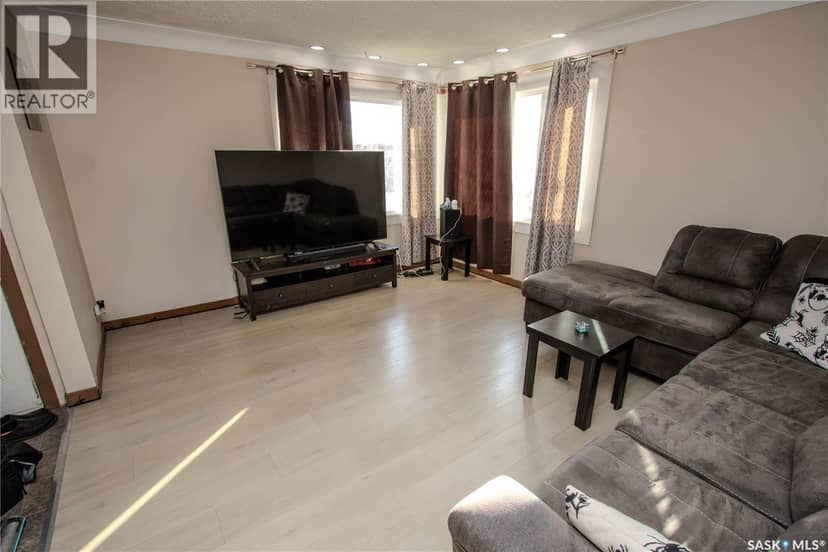 779 McTavish STREET, Regina, photo 3
