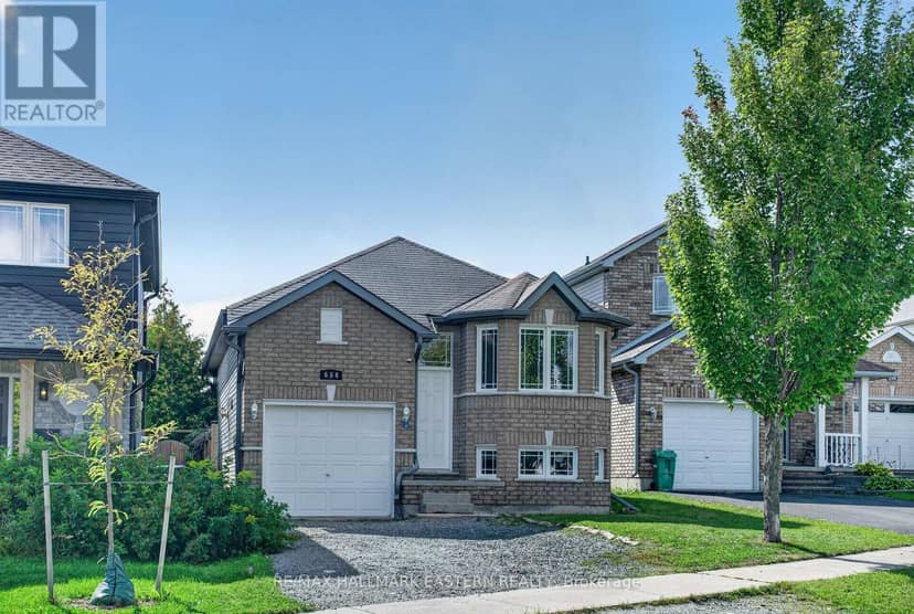 656 Clancy Crescent — photo 32 of 34