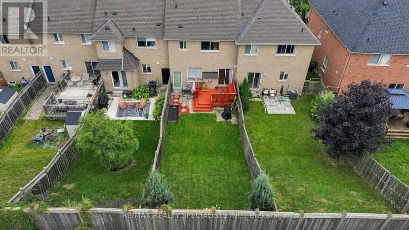 1140 Bonin Crescent — photo 37 of 40