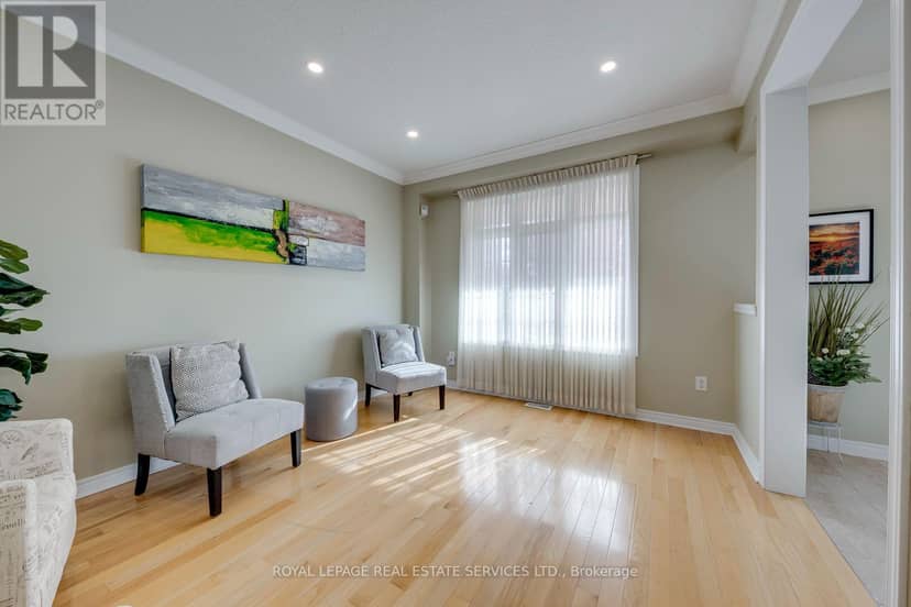 96 Thomas Street — photo 9 of 40