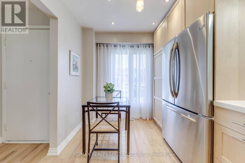 69 Winterfold Drive — photo 14 of 40