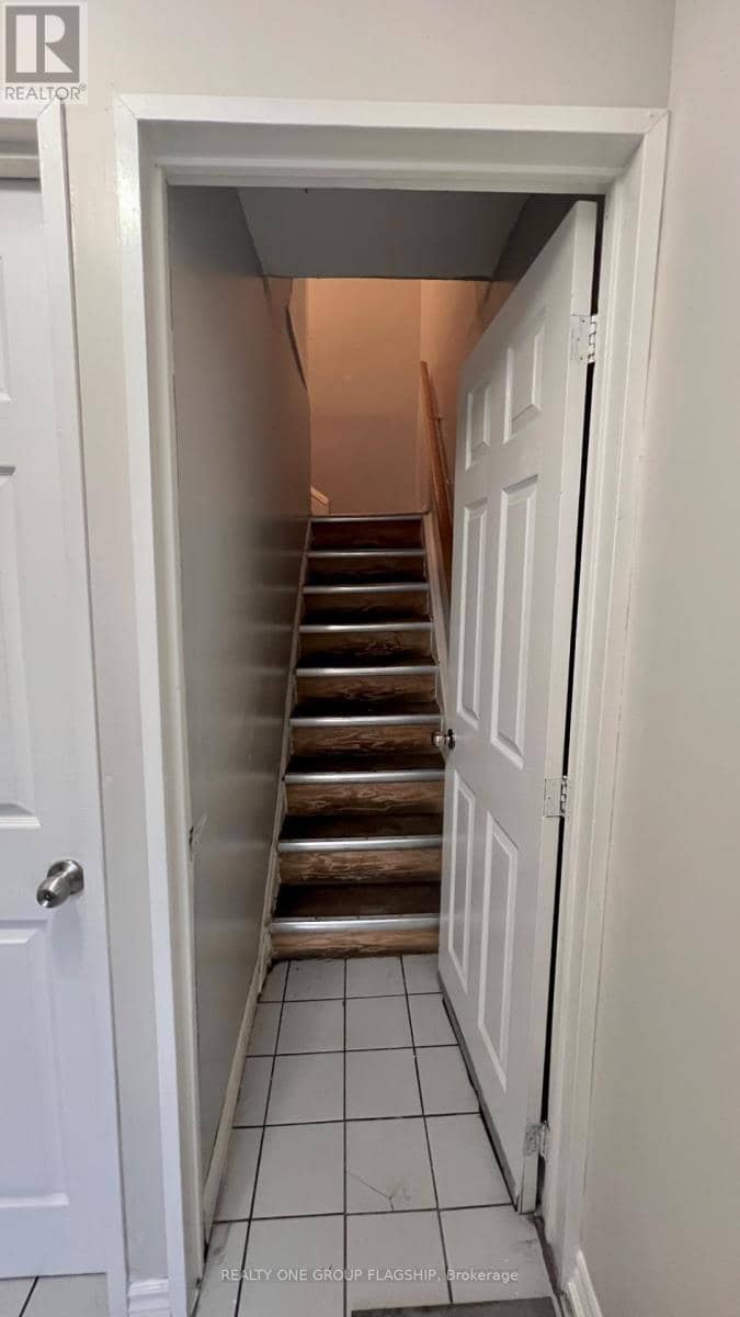 567 Rogers Road — photo 9 of 14