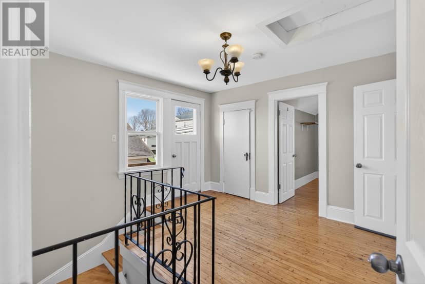 289 Granville St — photo 14 of 31