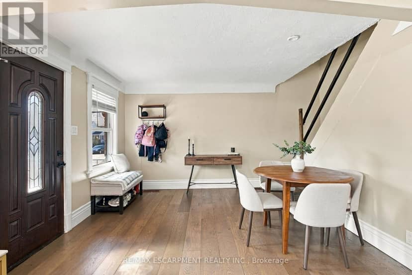153 Albany Avenue — photo 10 of 33