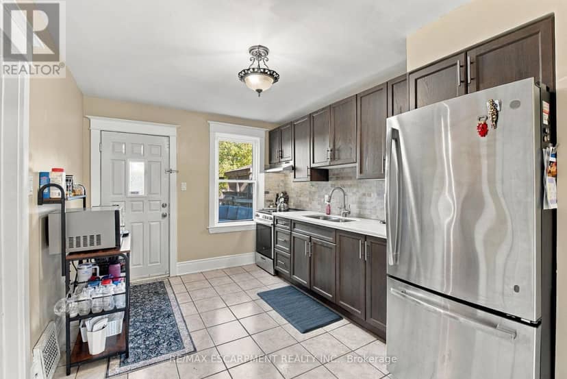 153 Albany Avenue — photo 13 of 33