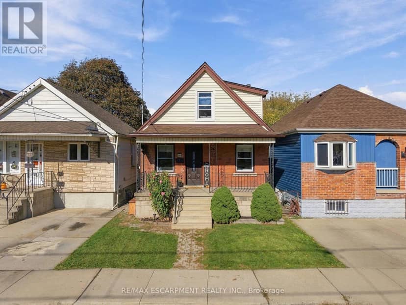 153 Albany Avenue, Hamilton, photo 2