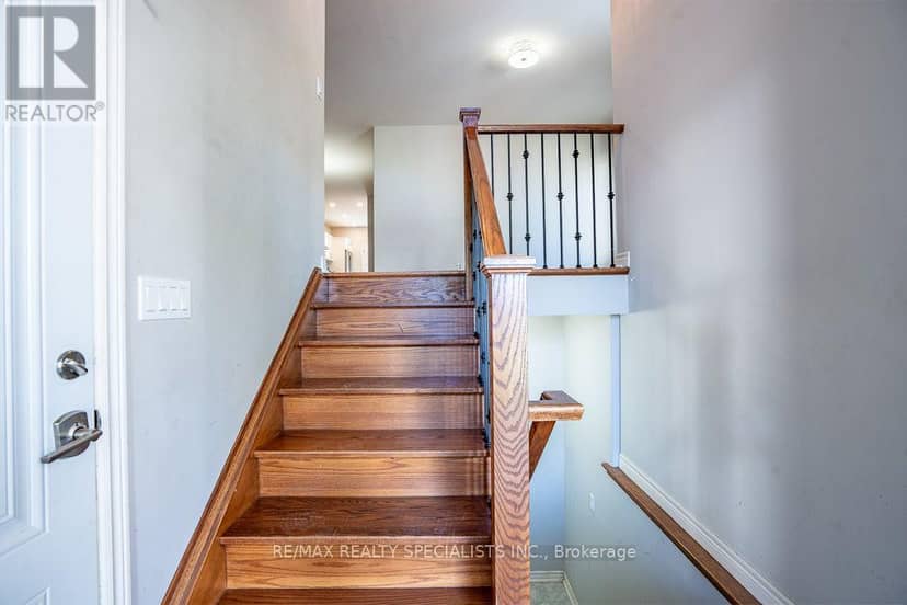 22 Elm Street, St. Catharines, photo 6