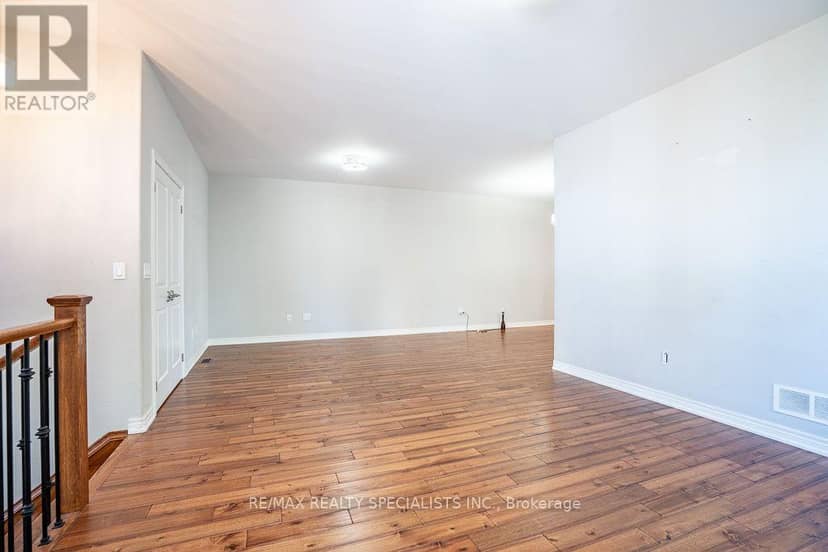 22 Elm Street — photo 9 of 35