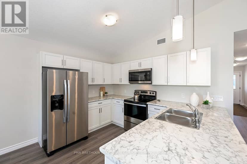 21 Bluffs View Boulevard — photo 12 of 34