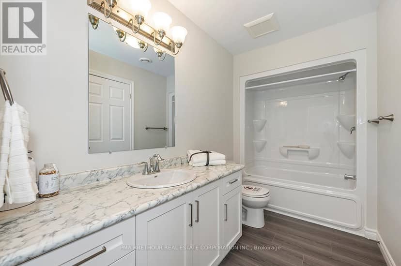 21 Bluffs View Boulevard — photo 33 of 34