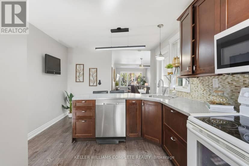 63 Chatham Street — photo 11 of 24